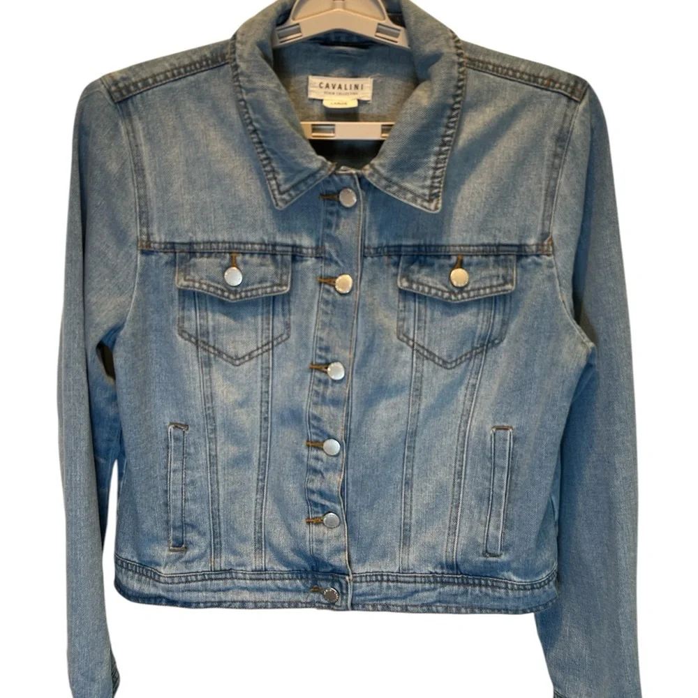 Cavalini Denim Jacket Women’s Size M Blue Cropped Jean Jacket Classic Chic - Picture 2 of 6